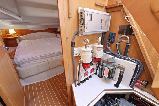 Catalina 470 image