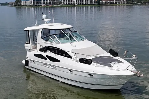 Cruisers Yachts 405 Express Motoryacht image