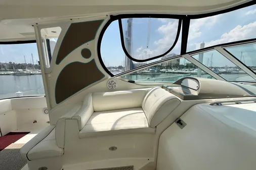 Cruisers Yachts 405 Express Motoryacht image