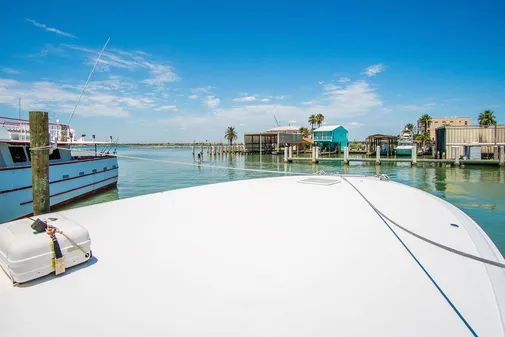 Hatteras 63 GT image