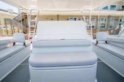 Hatteras 63 GT image