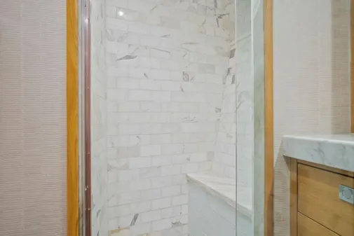 Hatteras 63 GT image