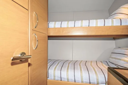 Hatteras 63 GT image