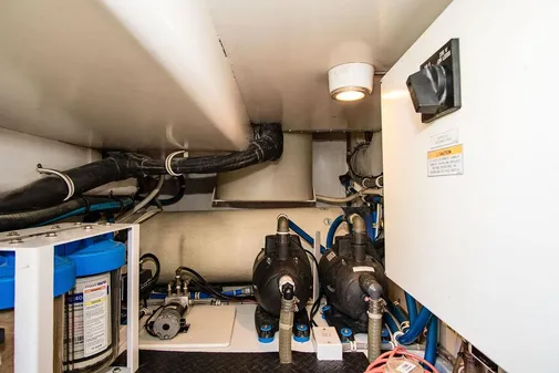 Hatteras 63 GT image