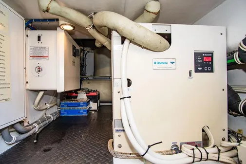 Hatteras 63 GT image