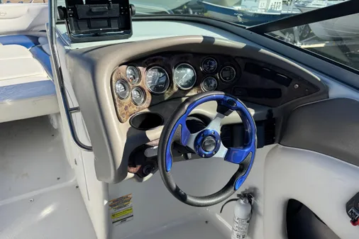 Crownline 236-LS image