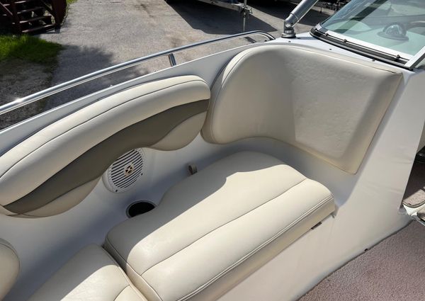 Chaparral 210-SSI image