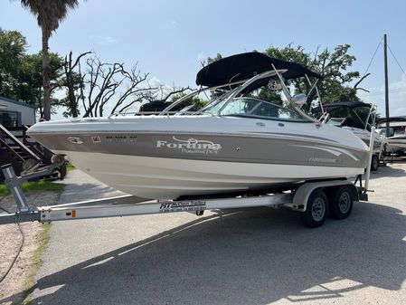 Chaparral 210-SSI image