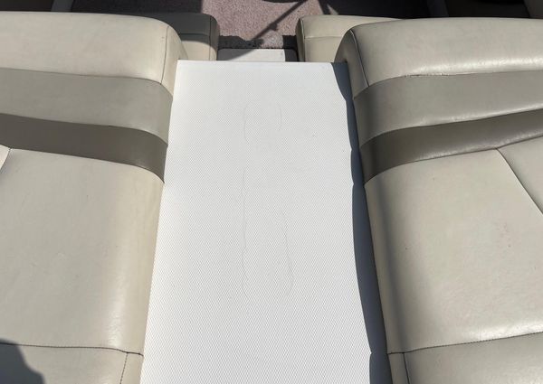 Chaparral 210-SSI image