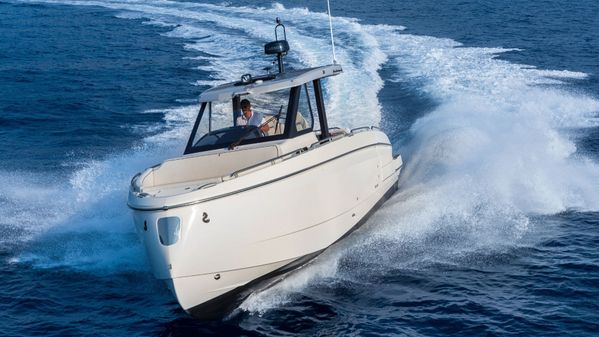 Beneteau GRAN-TURISMO-35 image