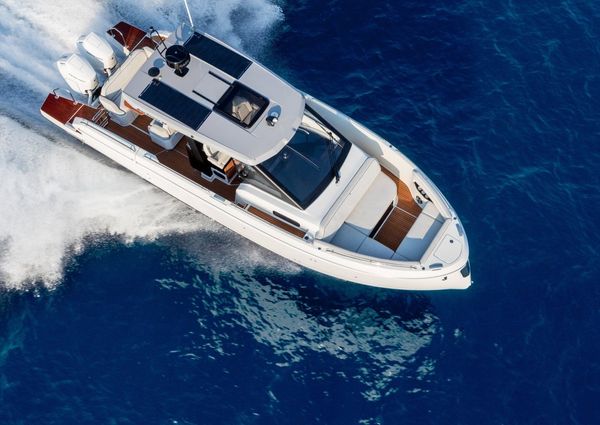 Beneteau GRAN-TURISMO-35 image
