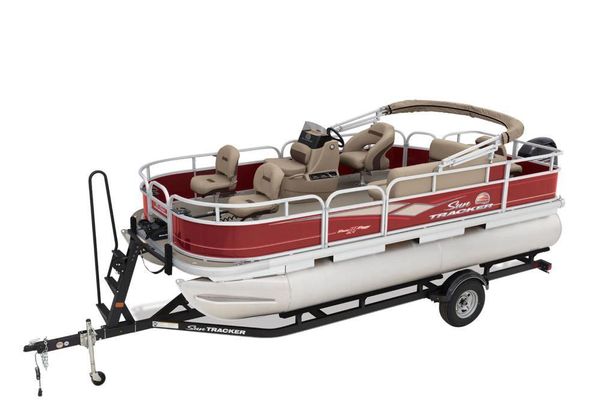 Sun Tracker Bass Buggy 18 DLX - main image