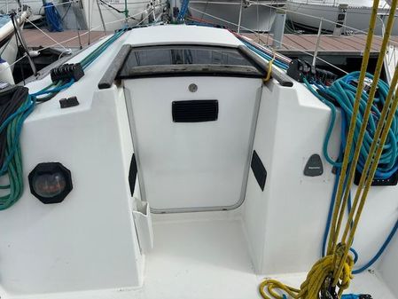 Beneteau FIRST-285 image