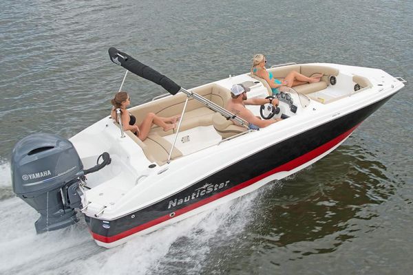 Nauticstar 203SC-SPORT-DECK - main image