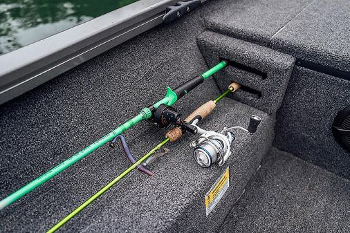 Lowe STINGER-195C image