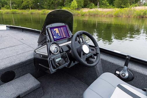 Lowe STINGER-195C image