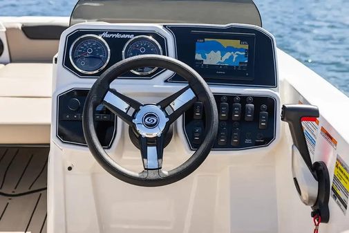 Hurricane SUNDECK-SPORT-2050-OB image