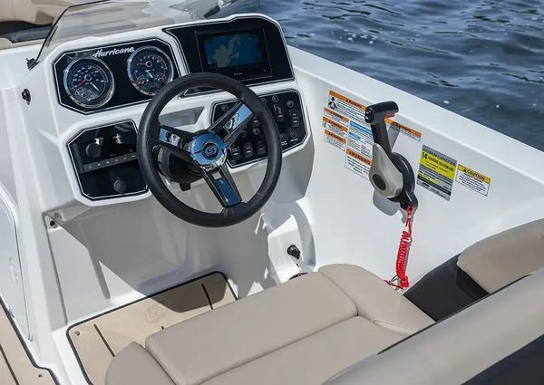 Hurricane SUNDECK-SPORT-2050-OB image