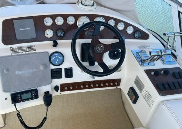 Silverton 330-SPORT-BRIDGE image