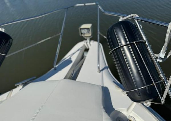 Silverton 330-SPORT-BRIDGE image