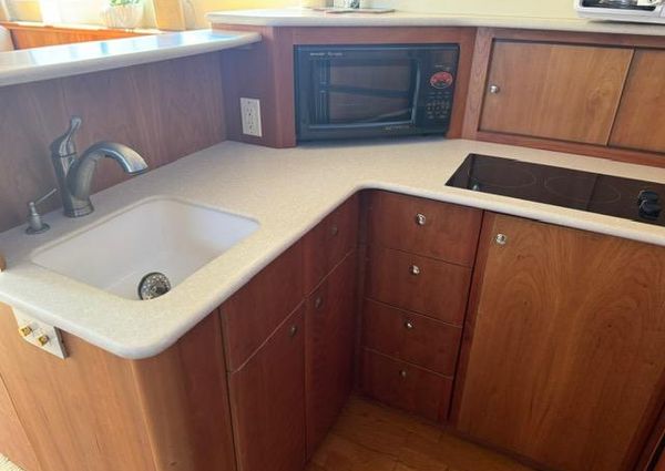 Silverton 330-SPORT-BRIDGE image