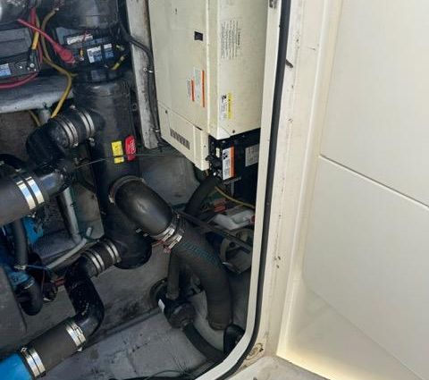 Silverton 330-SPORT-BRIDGE image