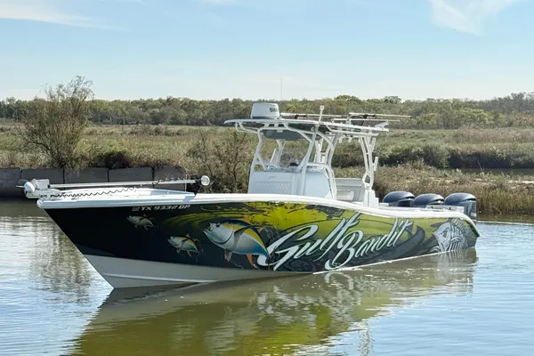 Yellowfin 36 Offshore image