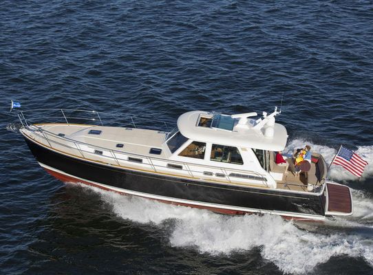 Sabre 48 Salon Express - main image
