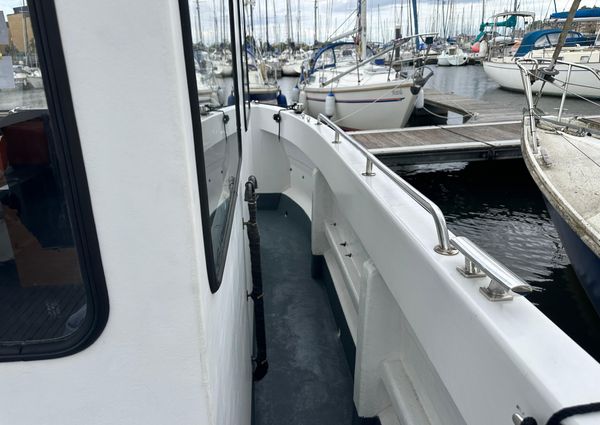 Custom CATAMARAN image