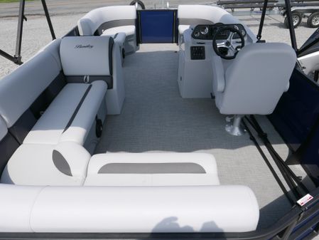 Bentley-pontoons LE-180-CRUISE image