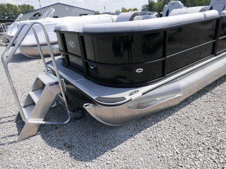 Bentley-pontoons LEGACY-223-NAVIGATOR image