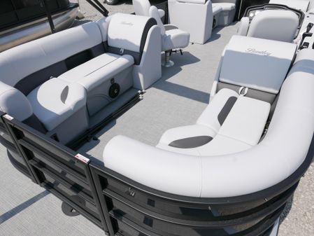 Bentley-pontoons LEGACY-223-NAVIGATOR image