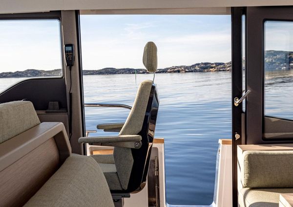 Nimbus 495-FLYBRIDGE image