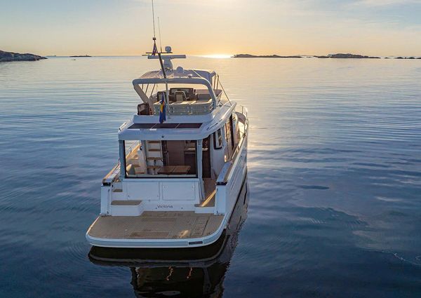 Nimbus 495-FLYBRIDGE image