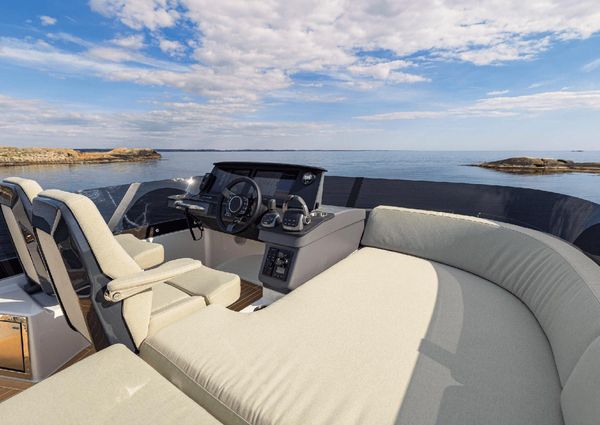 Nimbus 495-FLYBRIDGE image