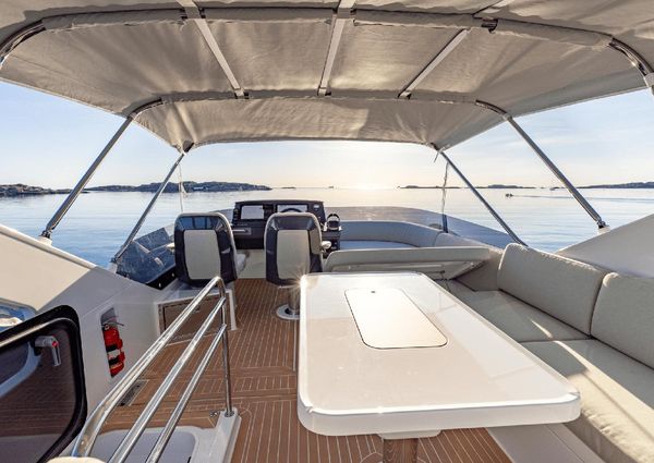 Nimbus 495-FLYBRIDGE image