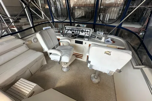 Chris-Craft 426 Catalina image