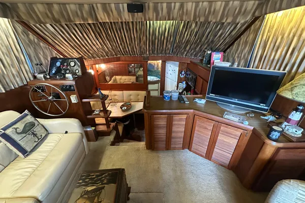 Chris-Craft 426 Catalina image