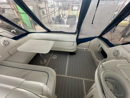 Sea Ray 330 Sundancer image