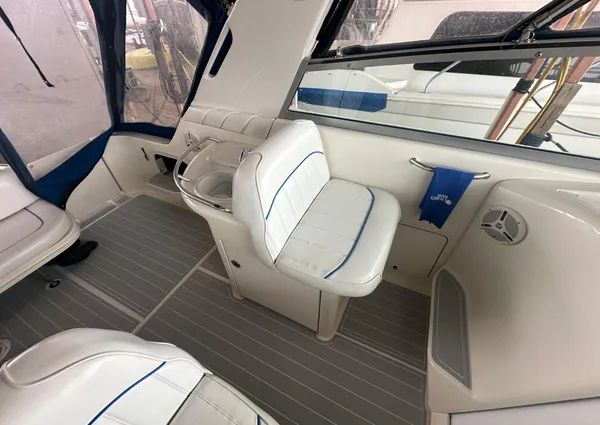 Sea Ray 330 Sundancer image