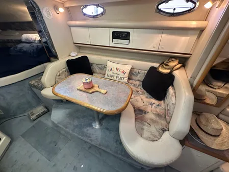 Sea Ray 330 Sundancer image
