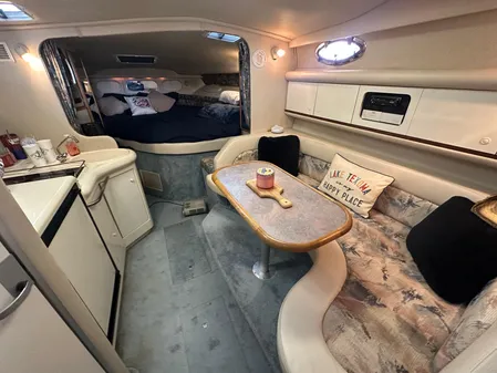Sea Ray 330 Sundancer image