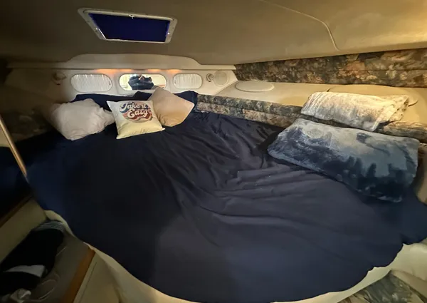 Sea Ray 330 Sundancer image