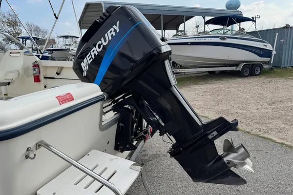 Sea-hunt ESCAPE-200 image