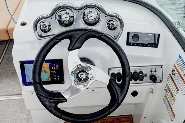 Nauticstar 203-DC-DECK image