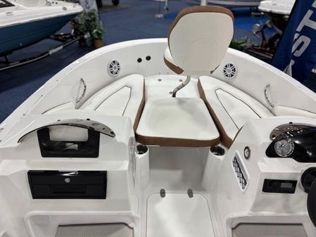 Stingray 172SC-SIDE-CONSOLE-DECK-BT image