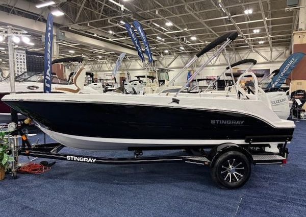 Stingray 172SC-SIDE-CONSOLE-DECK-BT image