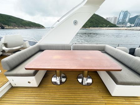 Azimut 66 image