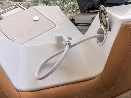 Nauticstar 223-DC-DECK image