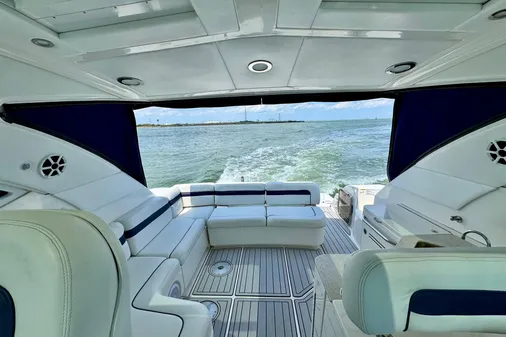 Sea Ray 470 Sundancer image